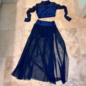 Great for dance recital. Size medium and navel blue. Only worn once.